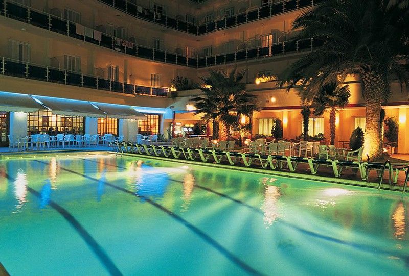 La Palmera & Hotel 4*