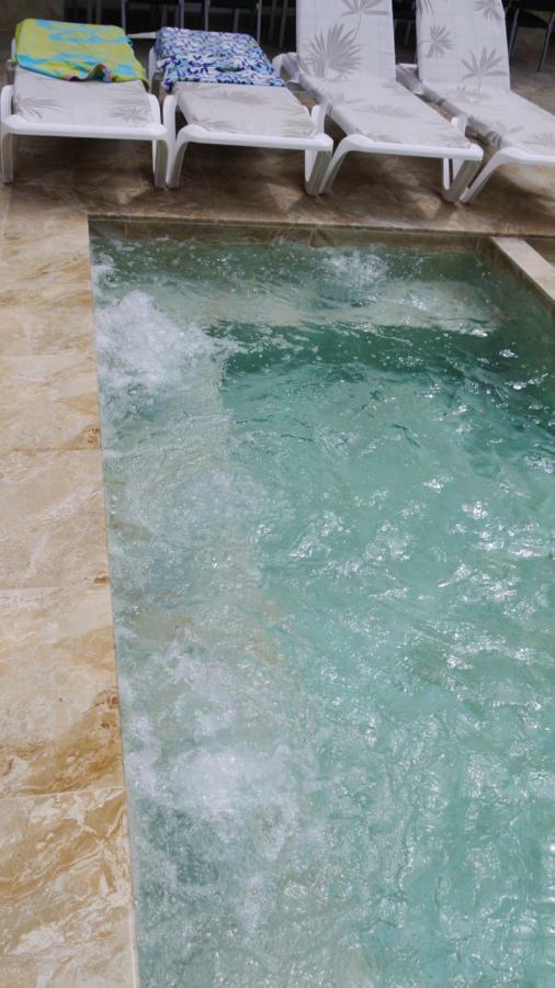 Hotel La Palmera &